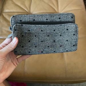 Thirty-one wallet wrist clutch bill fold clutch